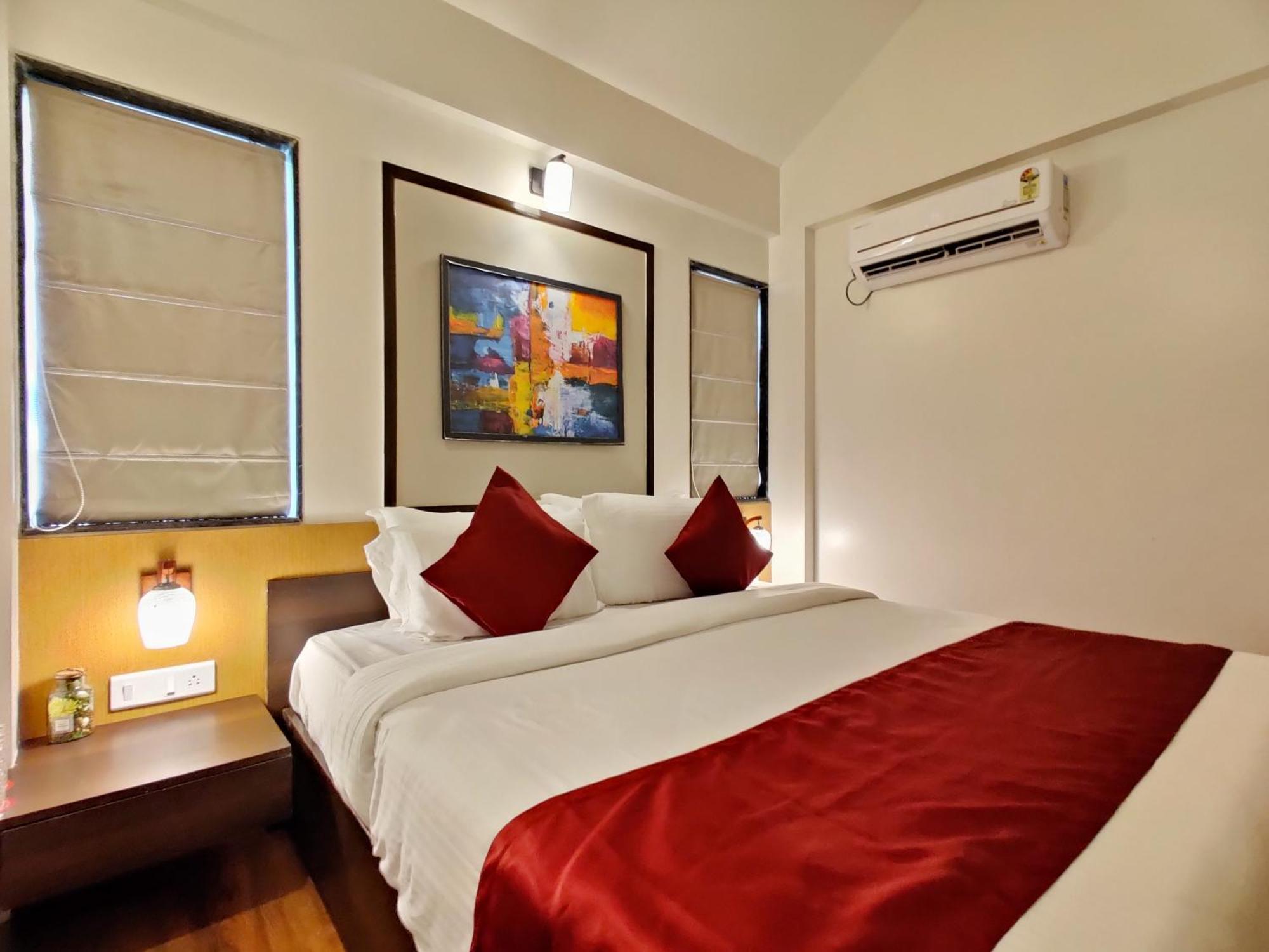 Pushpam Sanskruti Resort Karjat - A Pure Veg Resort Dhamni Exterior foto